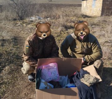 Передали бійцям надвірнянського 76-го батальйону нашої 102-ї бригади ТРО медикаменти та спорядження